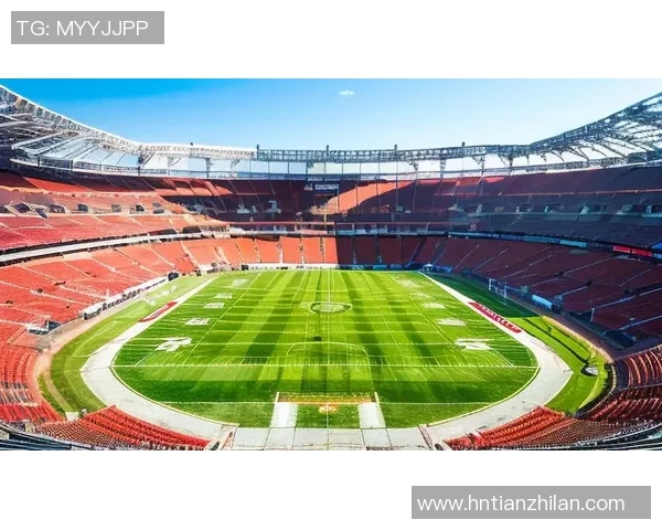 穿越绿茵场的荣耀与激情 足球球星专属战靴引领速度与力量的极限挑战 穿越绿茵场的荣耀与激情 足球球星专属战靴引领速度与力量的极限挑战